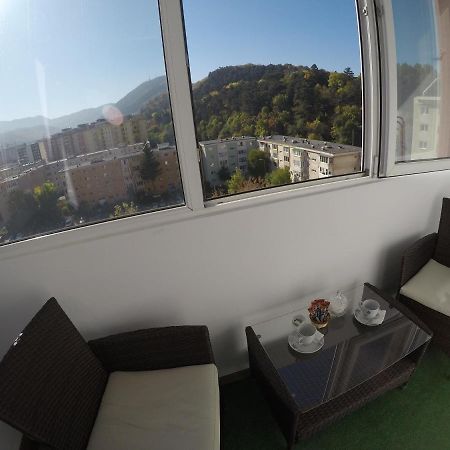 Ama Apartment Mountain View & Parking Braşov Exteriör bild