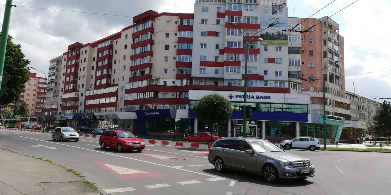 Ama Apartment Mountain View & Parking Braşov Exteriör bild