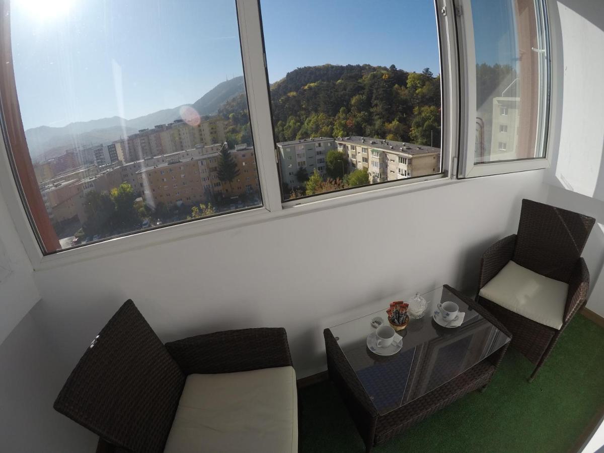 Ama Apartment Mountain View & Parking Braşov Exteriör bild